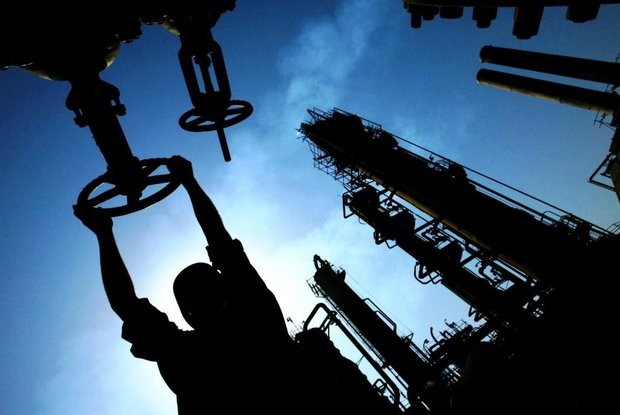 قیمت نفت ایران در سراشیبی سقوط/ گاز در اروپا و آسیا گران شد
