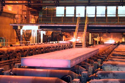 فروش ۵۰ درصد اسلب تولید شده فولاد هرمزگان در فروردین ۹۷