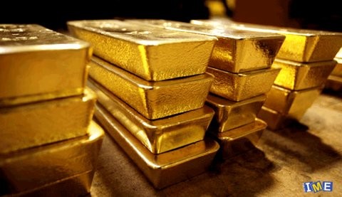 بهای طلا نزدیک به پایین ترین سطح در ۷ هفته اخیر تثبیت شد