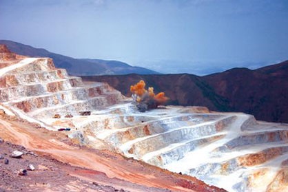 54 درصد پروانه های معدنی جنوب کرمان در دولت یازدهم به بهره برداری رسید