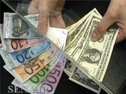 رشد قیمت دلار، پوند و یورو بانکی در 15 شهریور