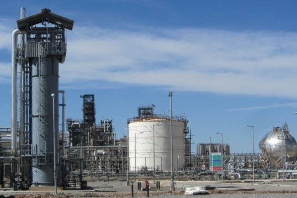 راه‌اندازی دفاتر نفتی ایران در اروپا و آمریکای جنوبی