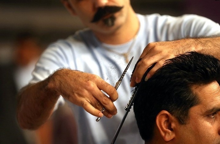 آرایشگران و املاکی های متخلف‌ترین صنف در بخش خدمات