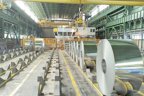 سه فولادساز با ۴۰ هزار تن شمش به بورس کالا می آیند