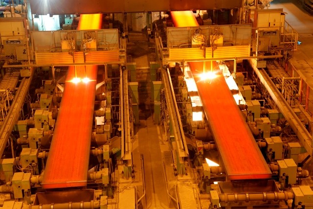 گشایش خط اعتباری ال سی برای خرید ماشین آلات پروژه کارخانه فولاد راور