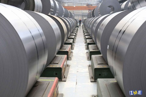 کاهش ۴.۸ درصدی تولید فولاد خام ایران