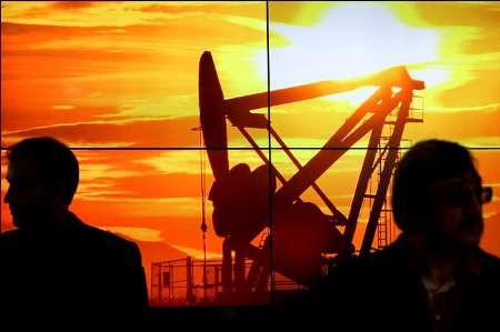 پارادوکس اثر کاهش قیمت نفت بر اقتصاد کشورهای صنعتی- مجتبی نادعلی*