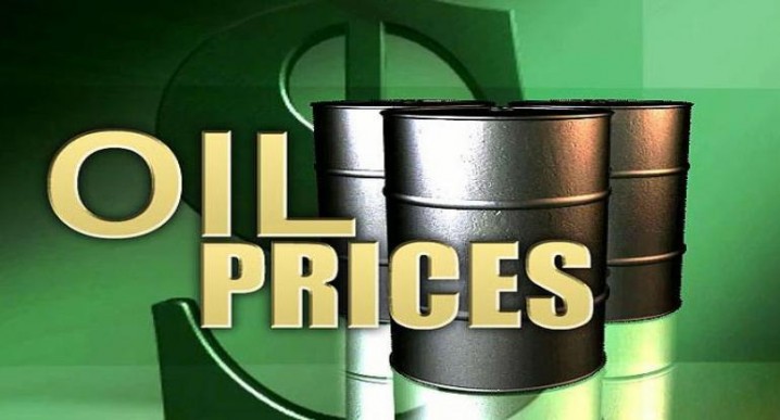 قیمت نفت در آخرین روز سال ٢٠١٥ افزایش یافت