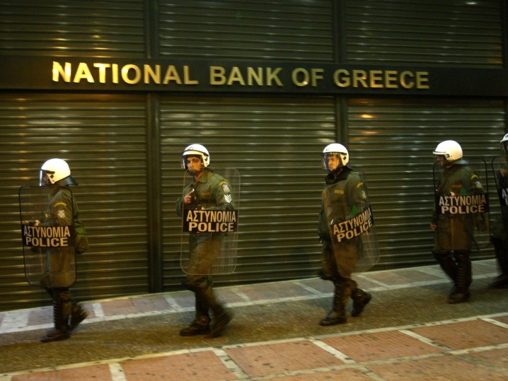 نیاز 14 میلیارد یورویی بانک‌های یونانی