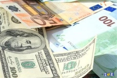 یورو خلاف جهت دلار و پوند حرکت کرد