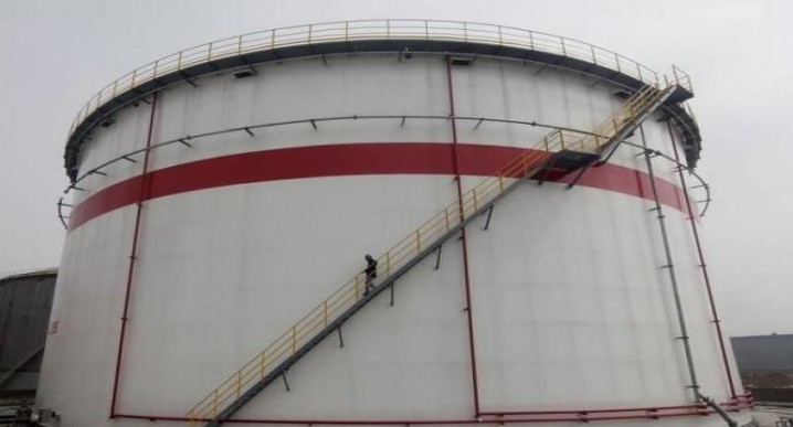 احتمال افزایش دوبرابری خرید نفت خام چین در ٢٠١٦