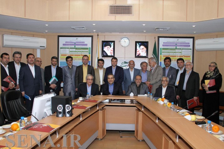 گزارش تصویری از امضای  تفاهم نامه مناطق آزاد  و سازمان بورس و اوراق بهادار تهران