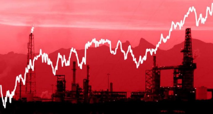 قیمت نفت همچنان تحت تاثیر جنگ تجاری آمریکا