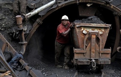 معوقات مزدی کارگران معدن یورت به ۶ ماه رسید