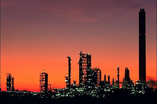 ساخت پالایشگاه نفت در۵کشور جهان/مذاکرات ۳میلیارد دلاری با چینی‌ها