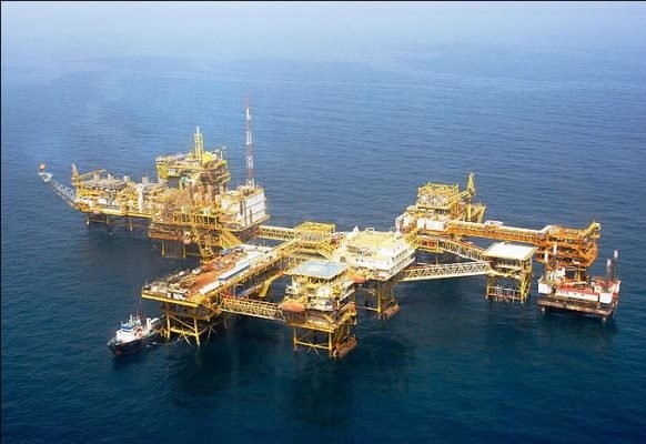 رکورد فروش نفت ایران شکست/ صادرات نفت ۲.۴ میلیون بشکه شد