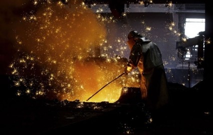 خدمات دهی صندوق بازنشستگی فولاد به بازنشستگان ذوب آهن قطع شد