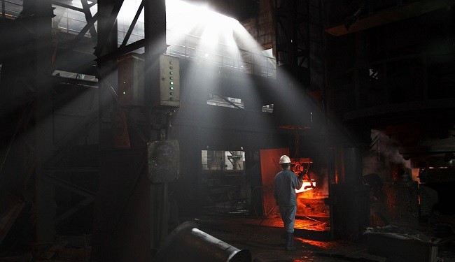 سقوط رشد صنعت فولاد، آهن و زغالسنگ چین