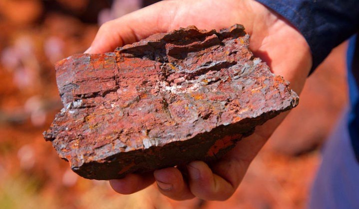 ارسال اولین محموله سنگ آهن معدن روی هیل در 21 اکتبر