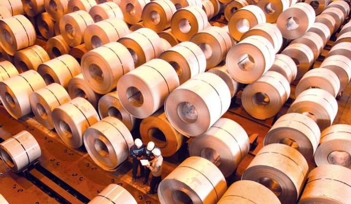 مذاکره برای افزایش تعرفه واردات فولاد از 15 به 40 درصد 