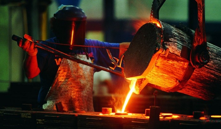 راهکار تولیدکنندگان فولاد برای خروج از رکود