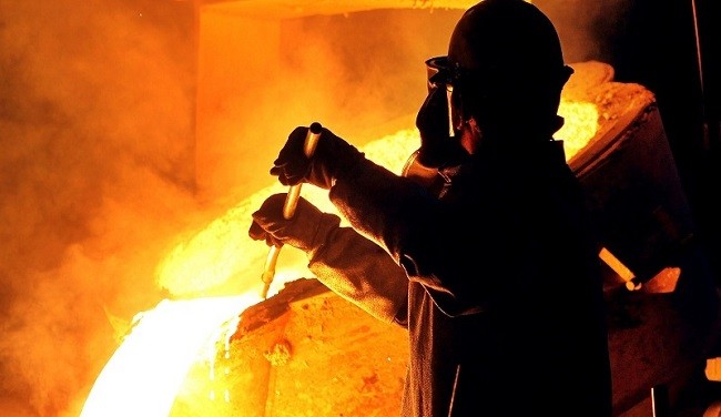 زنگ خطر در صنعت فولاد كشور | مجید مرادیان