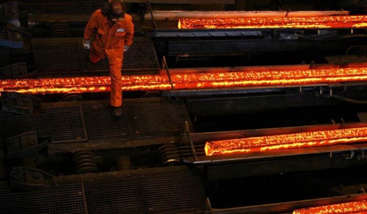 کاهش تولید فولاد خام چین