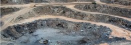 فلات مرکزی ایران با ۵۵ هزار تن سنگ آهن به بورس کالا می آید