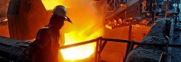 تولید فولاد ژاپن رو به پایین