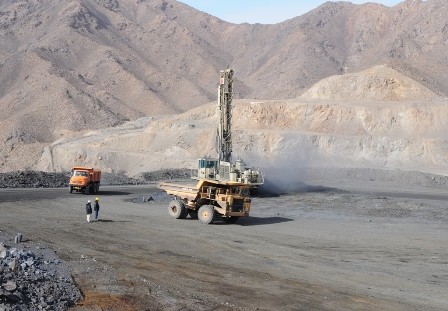 دولت معدن کاران را تحت فشار قرار می دهد