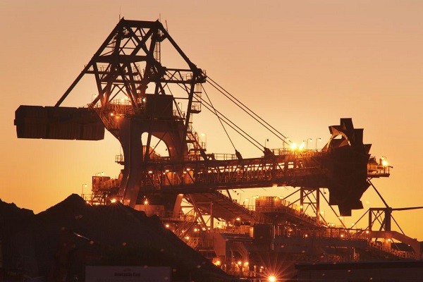 هند ۱ میلیون تن سنگ آهن از ایران وارد می‌کند 