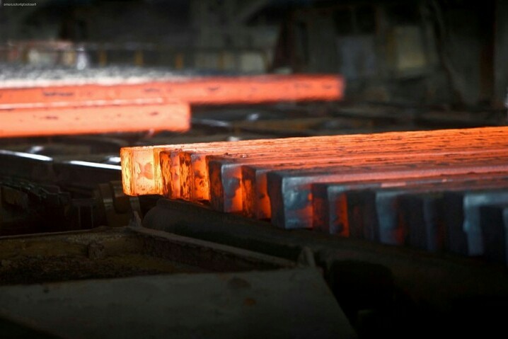 تخفیف 52 تومانی به خریداران شمش فولاد خوزستان